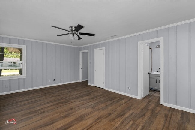 Building Photo - 1307 Ash Ln