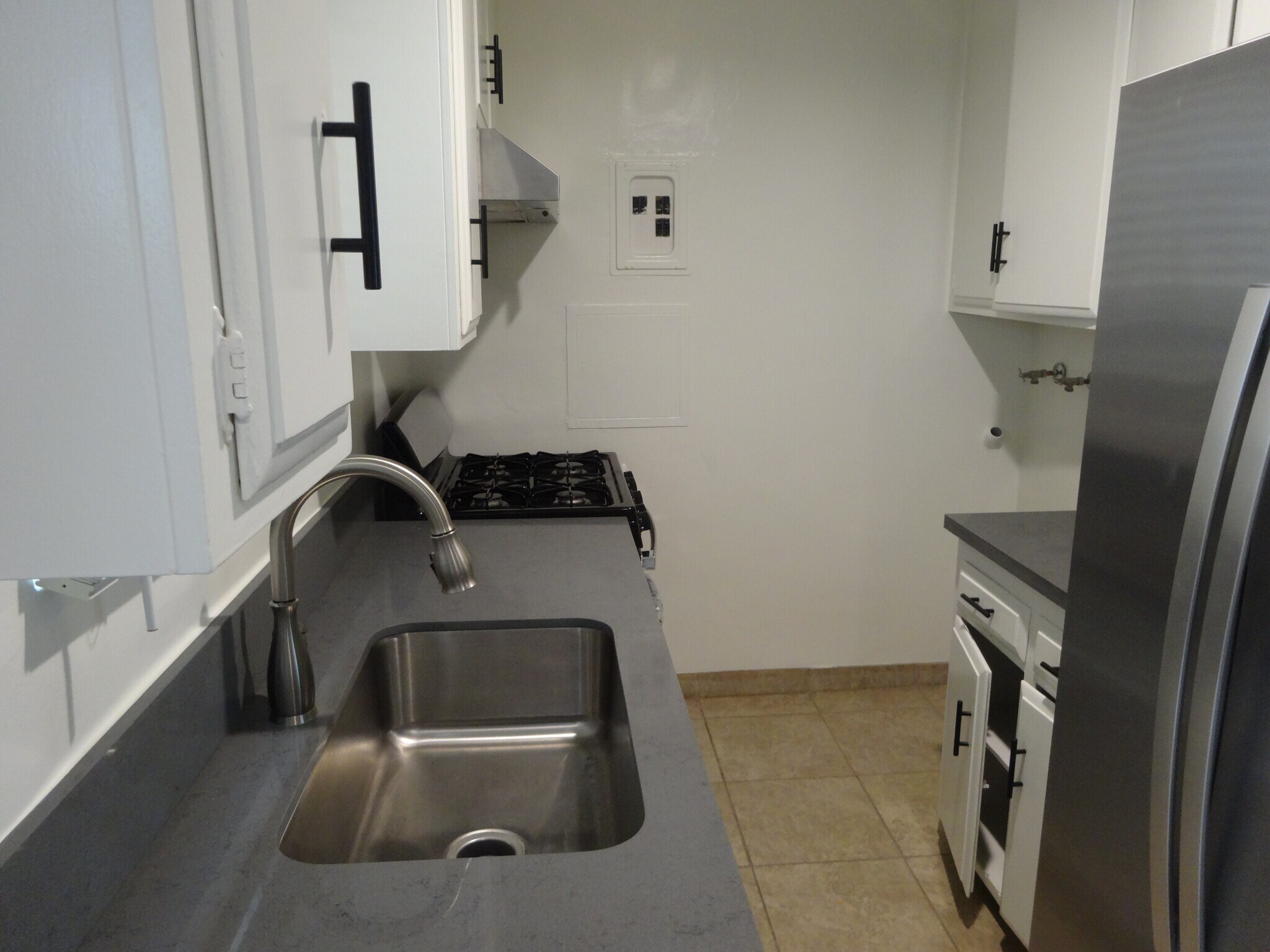 Kitchen 4 - 1748 S Westgate Ave