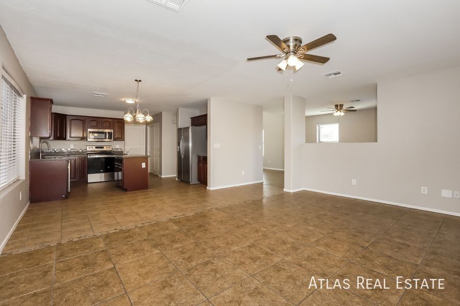 Building Photo - 2726 E Denim Trail