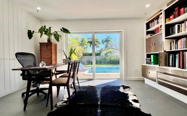 Primary Photo - 14605 SW 75th Ave