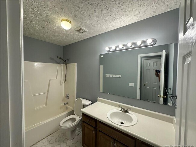 Building Photo - 3521 Harrisburg Dr