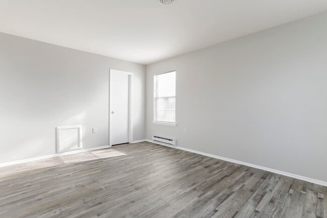 Building Photo - 7036 Basswood Rd
