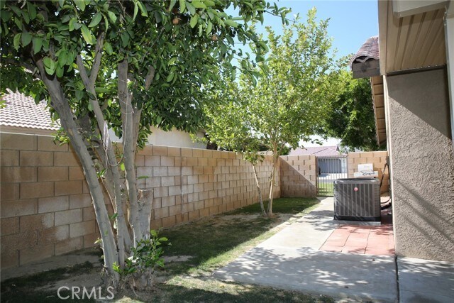 Building Photo - 81371 Avenida Coyote