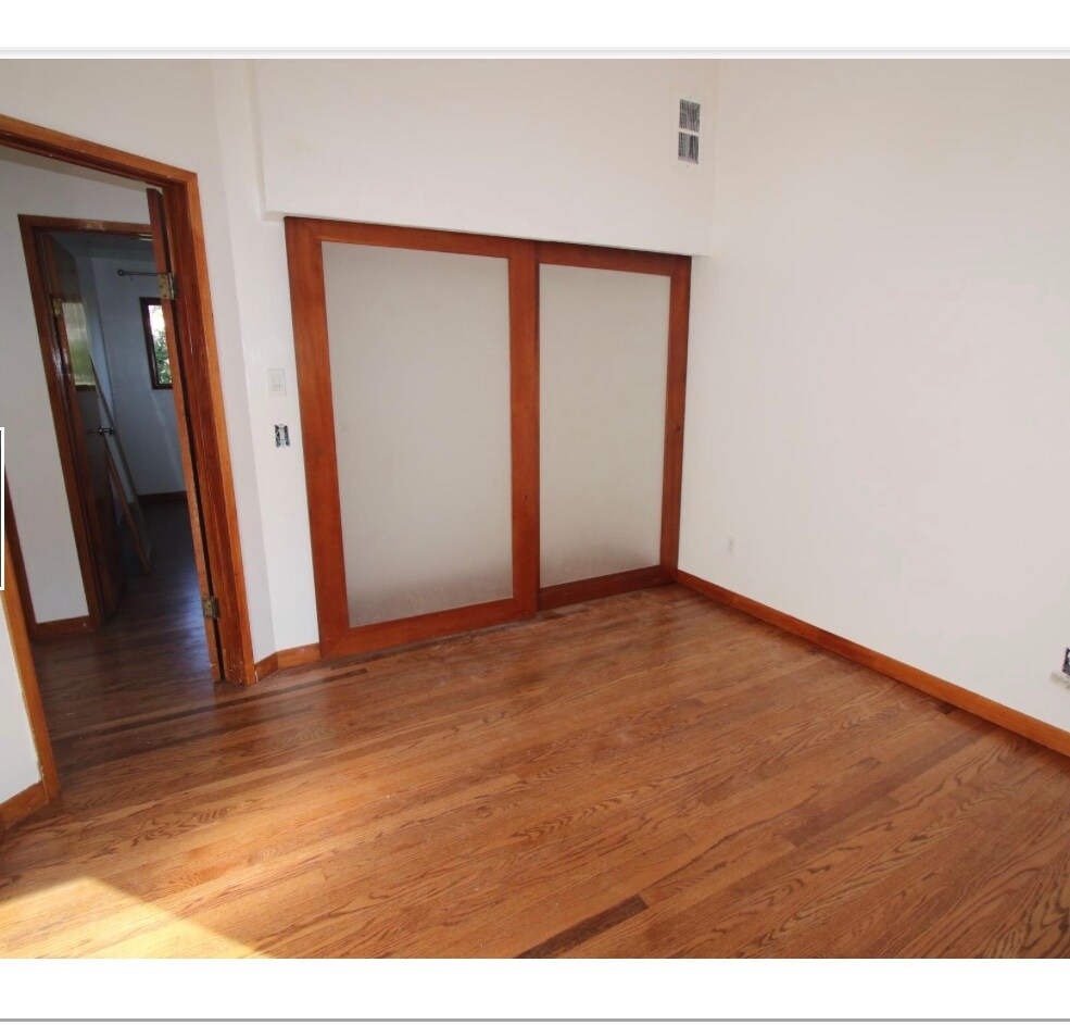 Building Photo - 3009 Stanford Ave