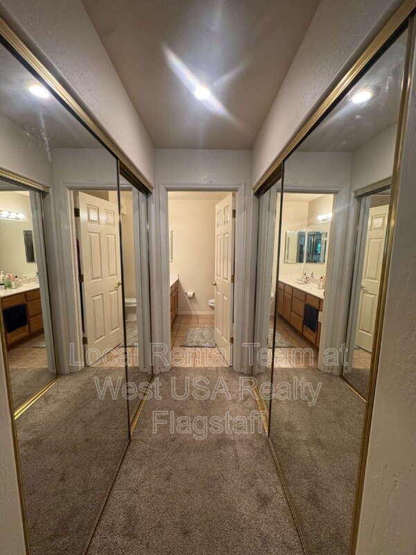 Building Photo - 1742 N Blue Spruce Cir
