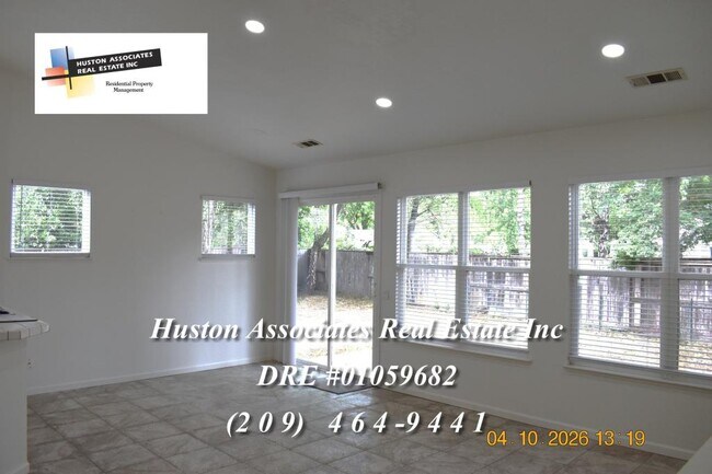 Building Photo - 3915 Bridlewood Cir