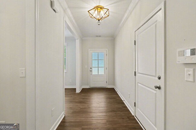 Building Photo - 545 Cresentry Brook