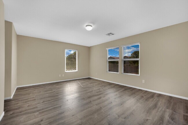 Building Photo - LOCATION IS KEY FOR SHOPPING AND SOCIALIZING