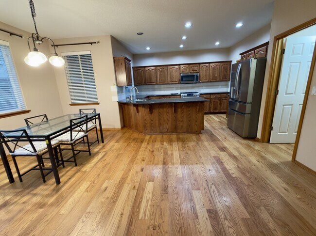 Building Photo - 5124 NW Crady Ln