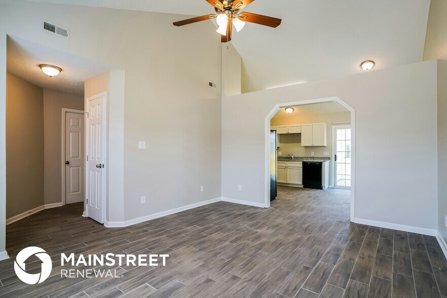 Building Photo - 5109 Julip Dr