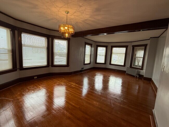 Building Photo - 29 Brown St