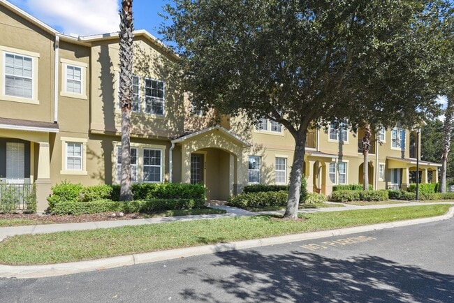 Building Photo - Savannah Park 3 bedroom townhouse