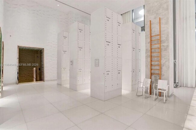 Building Photo - 1300 S Miami Ave