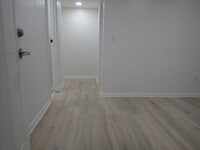 Building Photo - 663 E 94th St