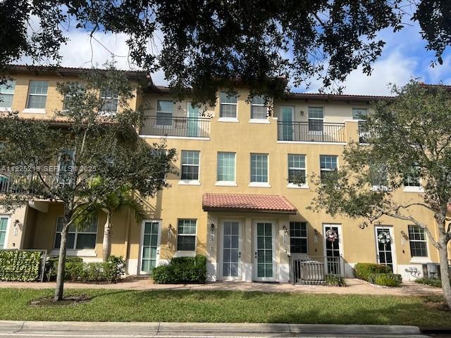 Building Photo - 968 SW 147th Ave