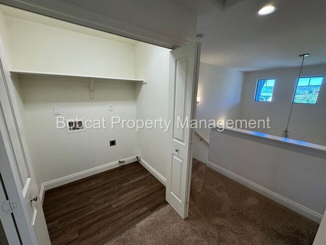 Building Photo - 1226 Saltern Dr
