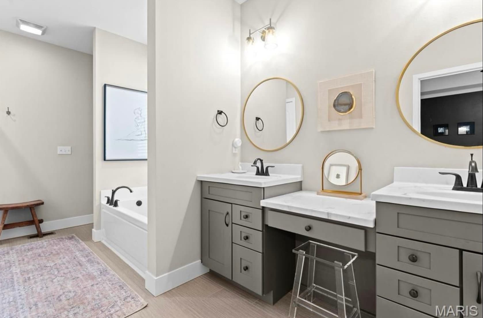 Primary bath - 536 Flagstone Pass Dr