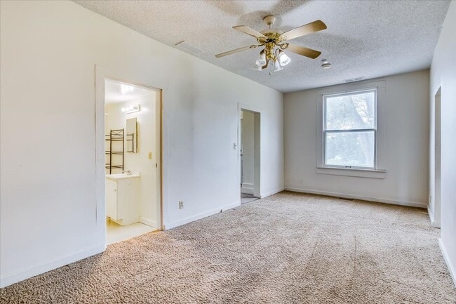 Building Photo - 8733 W 73rd St N