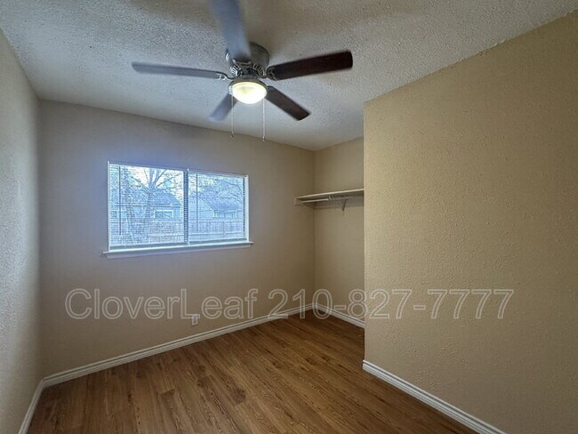 Building Photo - 4012 Sunrise Creek Dr