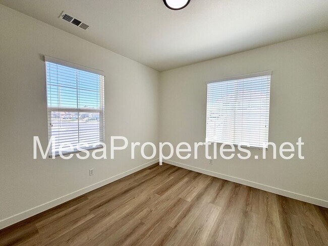 Building Photo - 15818 Iron Canyon Ln