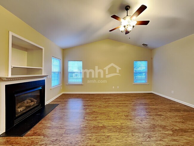 Building Photo - 1700 Johste Ct