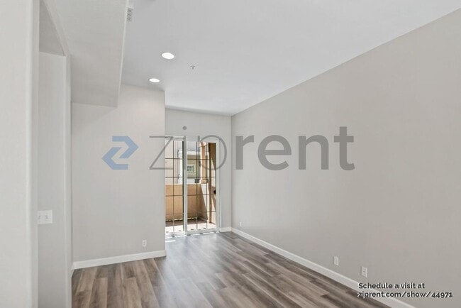 Building Photo - 727 Northrup St