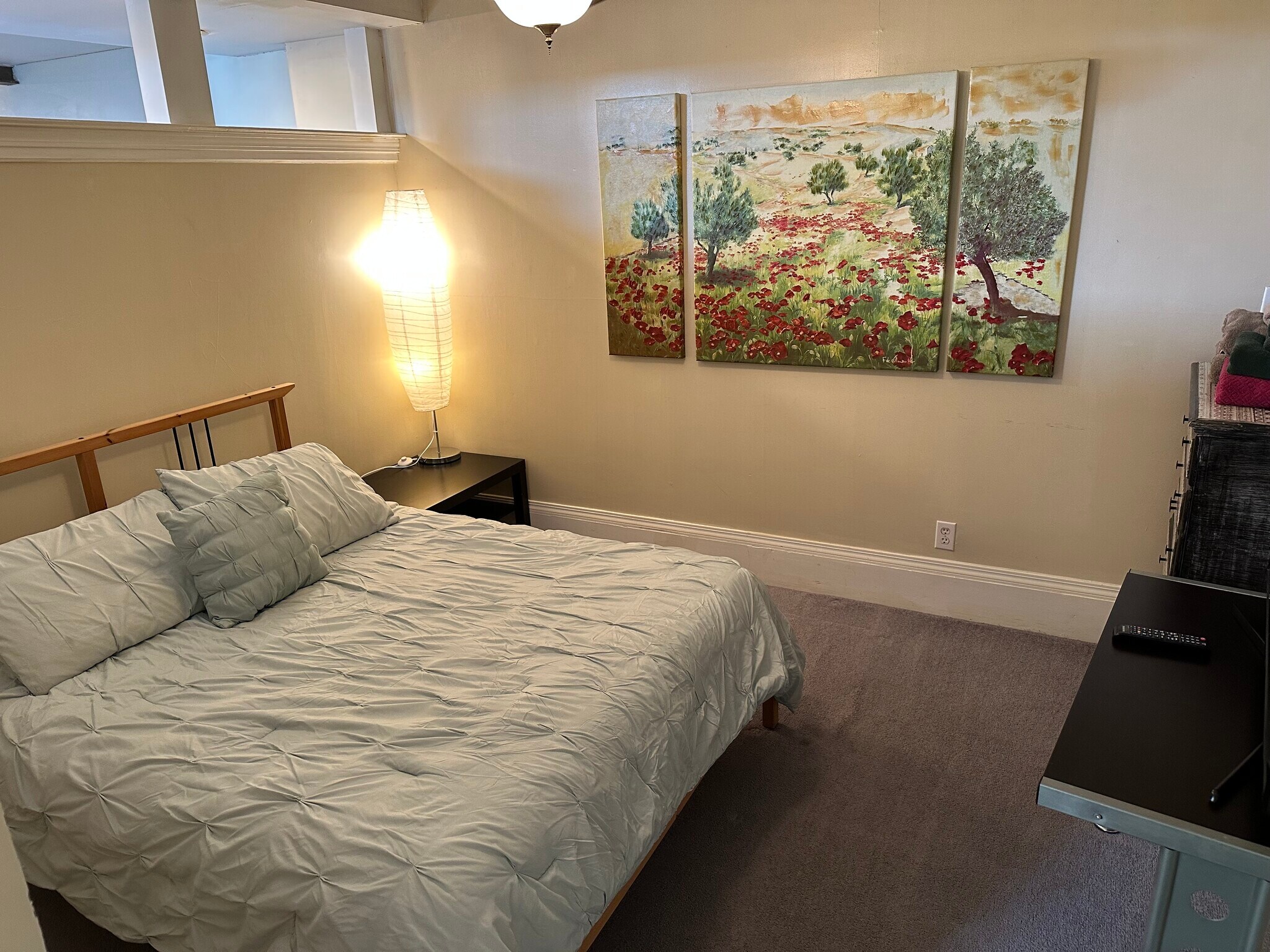 Building Photo - 3 W Hollister St