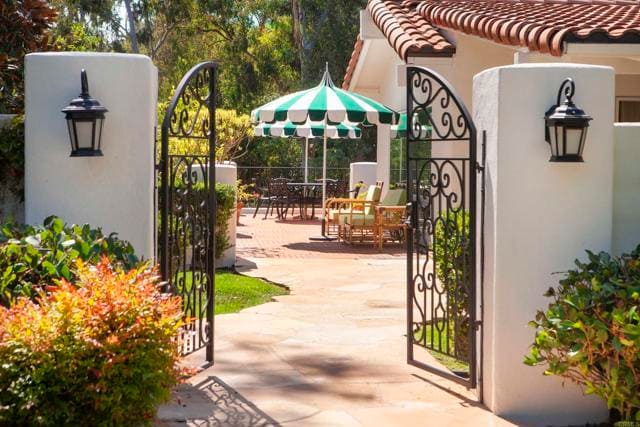 Building Photo - 16925 La Gracia