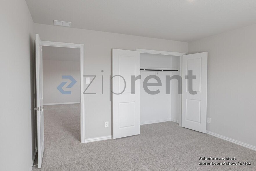 Building Photo - 3907 Edmondson Dr