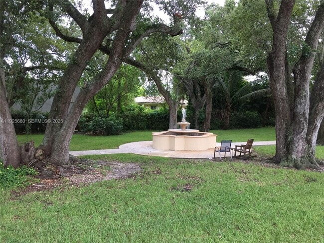 Building Photo - 8940 NE 8th Ave