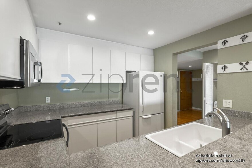 Building Photo - 1301 Quarry Ct