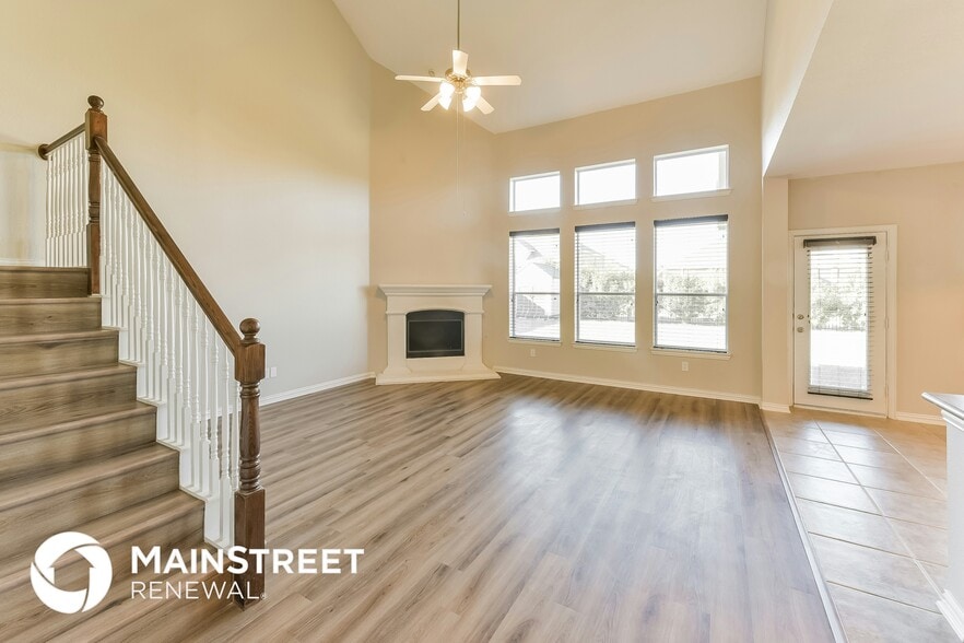 Building Photo - 13673 Saddlewood Dr