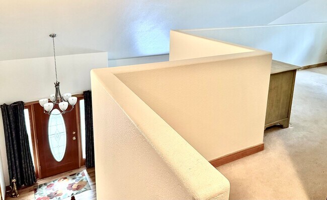Building Photo - Warm & Spacious Woodmoor Home in a Fantast...