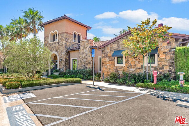 Building Photo - 11945 Mirabel Way