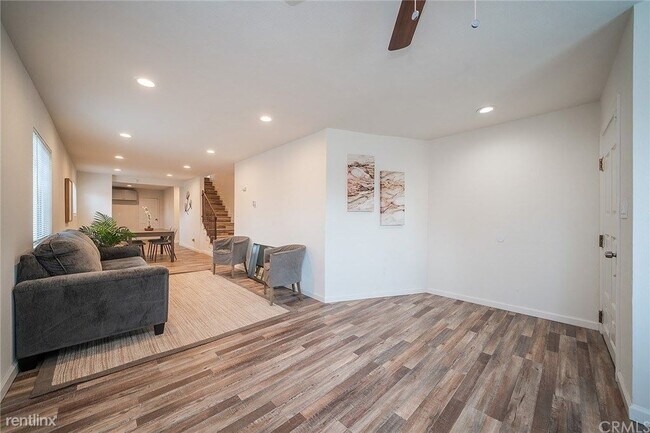 Building Photo - 7 br, 3 bath House - 803 East 89th Street ...