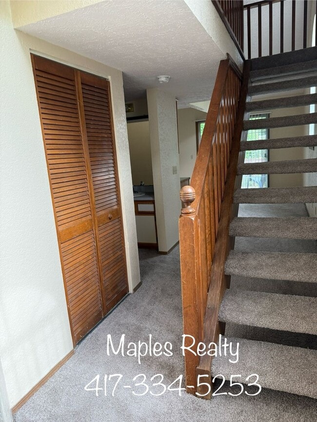 Building Photo - 2 bed/2 bath loft style BRANSON condo @ Fa...