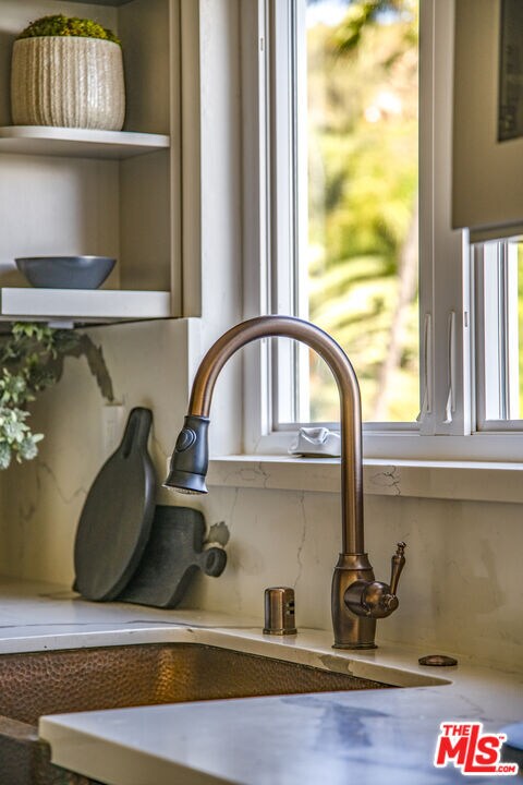 Building Photo - 2370 San Marco Dr