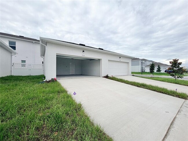Building Photo - 2132 Rider Rain Ln