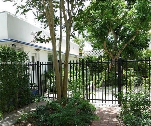 Primary Photo - 4126 SW 16th Terrace