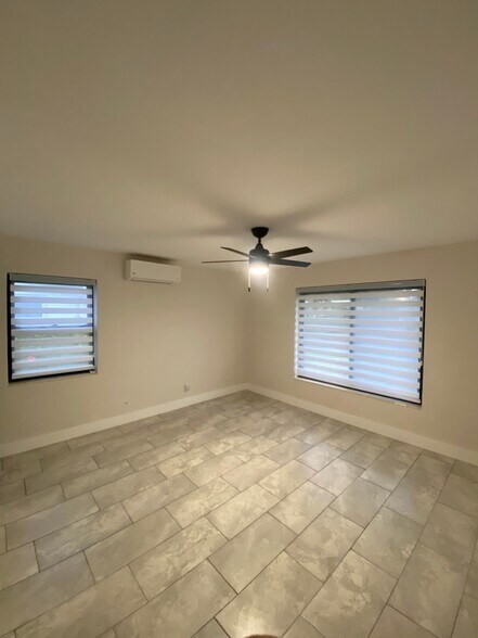 Building Photo - 251 Mateo Way NE