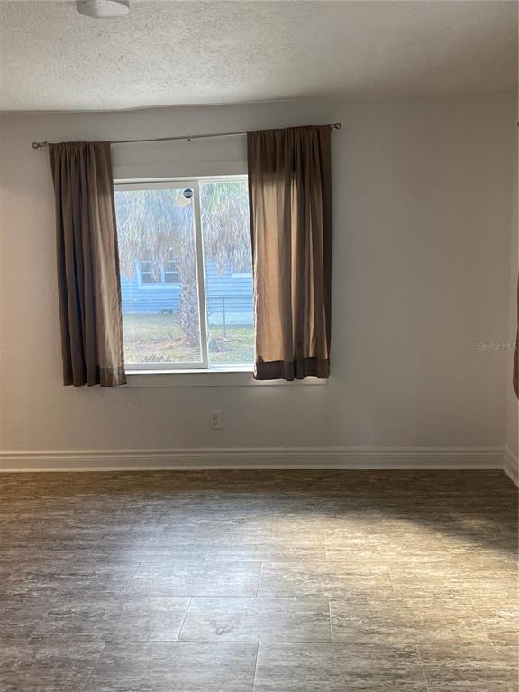 Building Photo - 2302 Cochran St