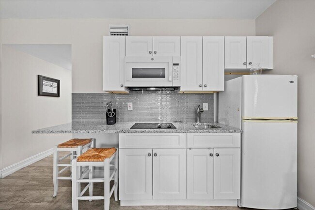 Building Photo - 11863 Wimbledon Cir