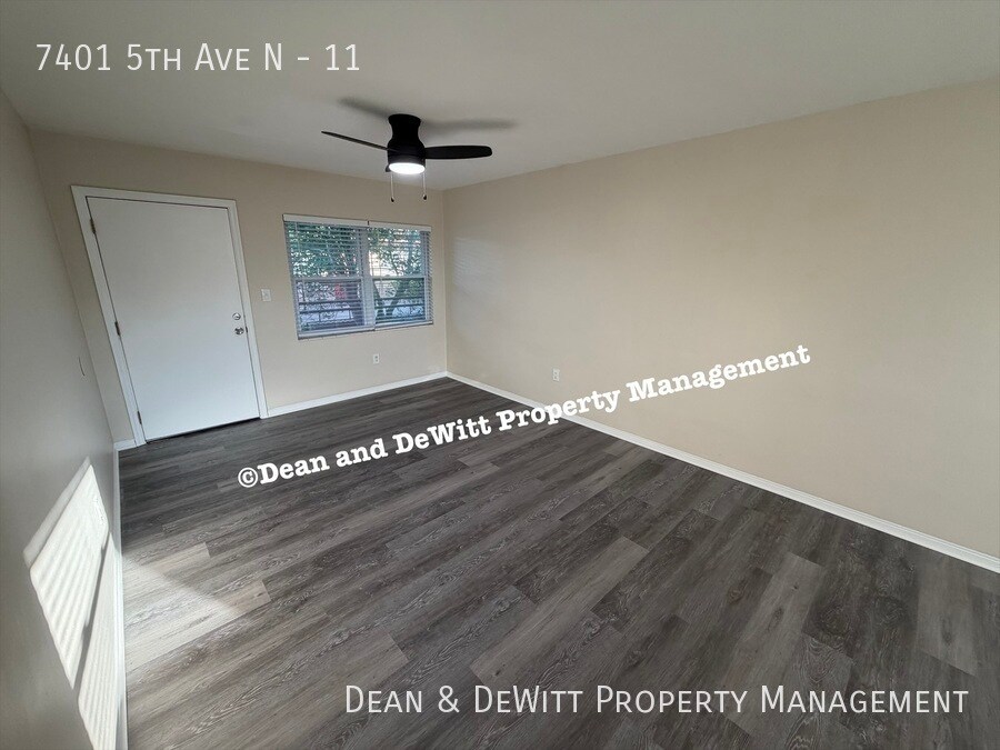 Building Photo - 1 Bed/1 Bath - Unit 11