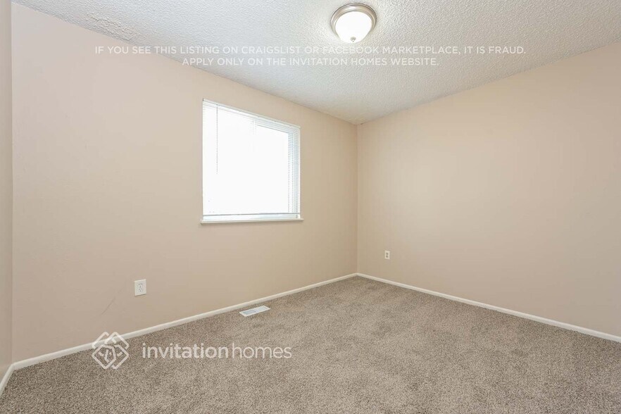 Building Photo - 15884 E Amherst Pl