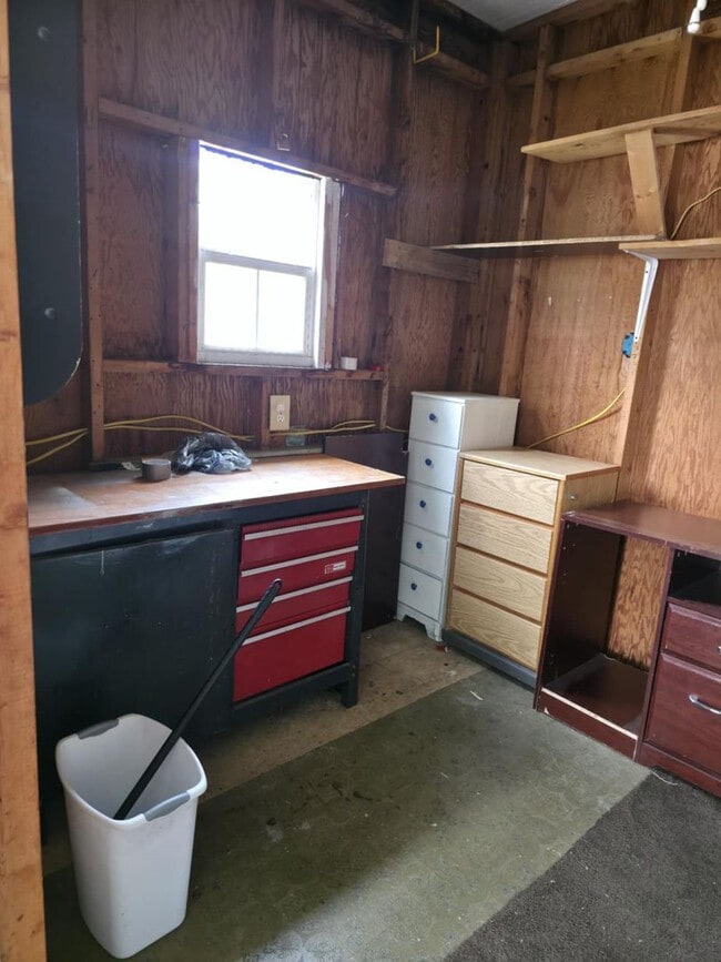 Building Photo - 2 BEDROOM 2 BATHROOM ON THE GOLF COURSE