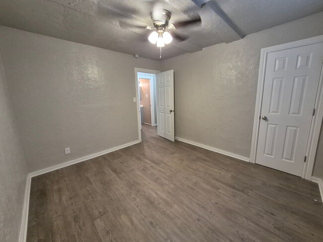 Building Photo - Newly updated Cottage style home in Lawton...