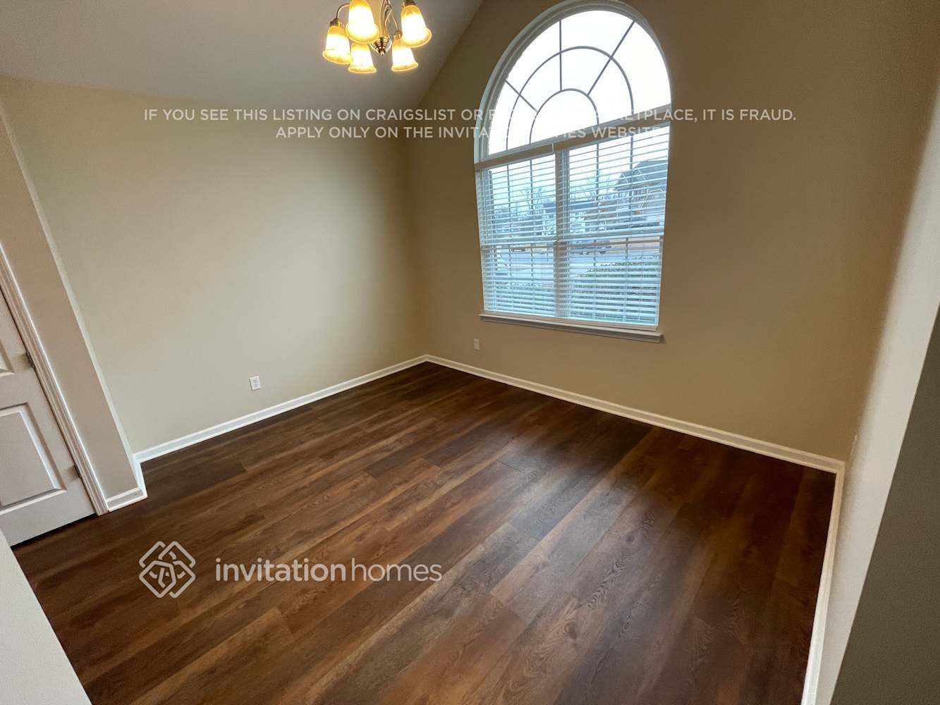 Building Photo - 2826 Parsifal Ln