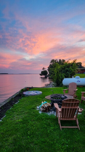 Lake access from your yard! - 17765 County Route 59