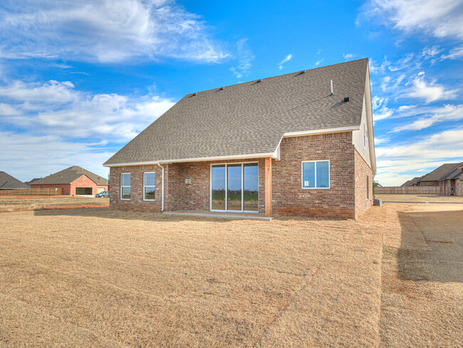 Building Photo - 209 Carlow Wy