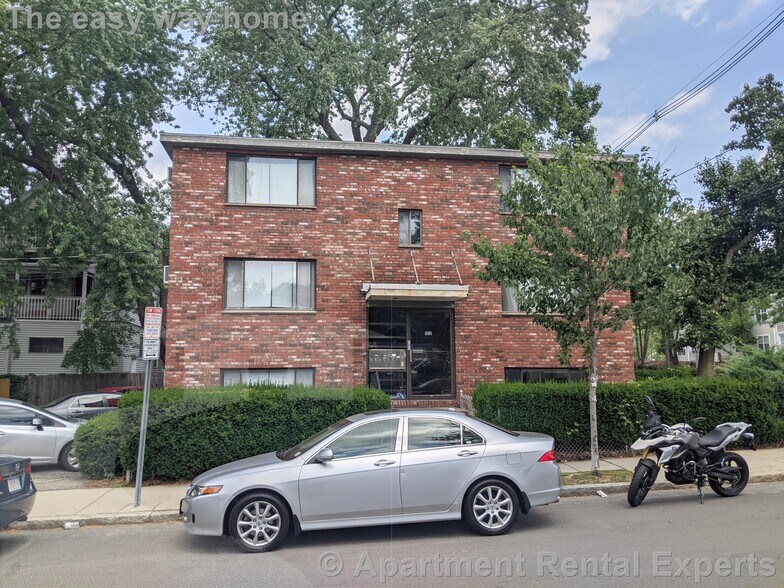 Building Photo - 102 Alpine St